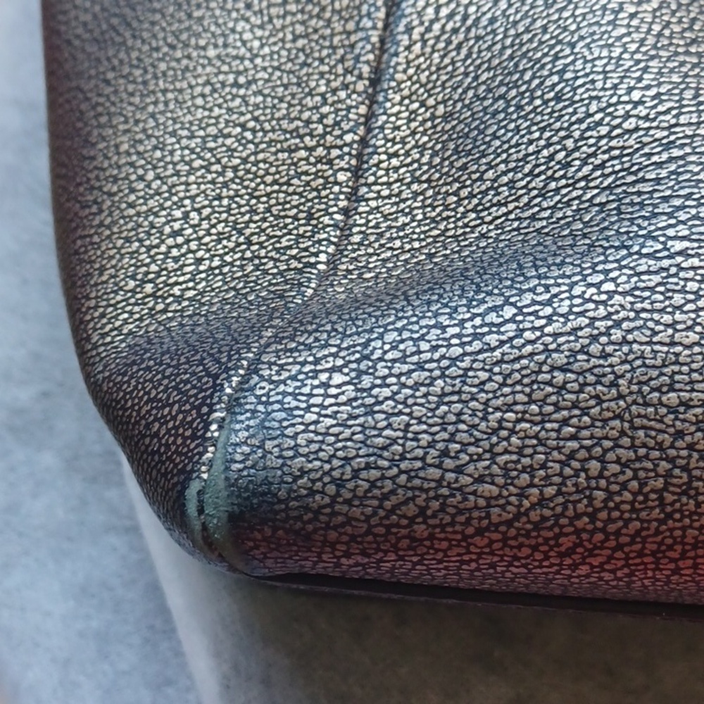 COACH 33736 MEDIUM SIZE GOLD, BLACK LEATHER METALIC HANDBAG - Picture 10 of 12